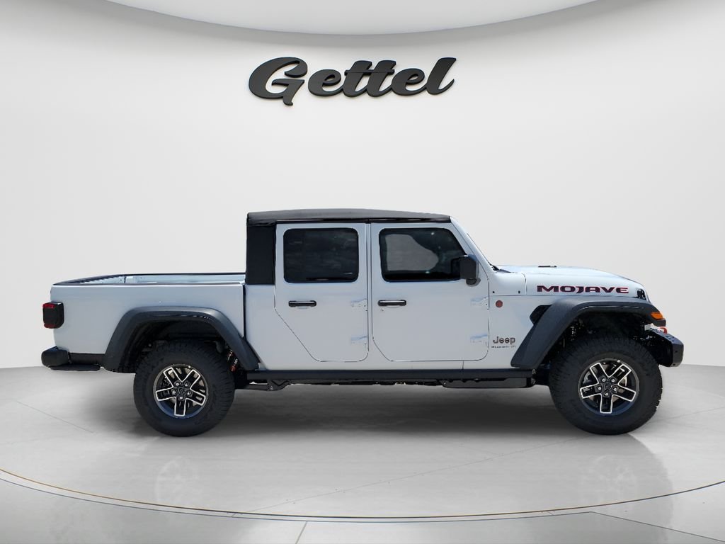 New 2026 Bright White Clearcoat Jeep Mojave image 4