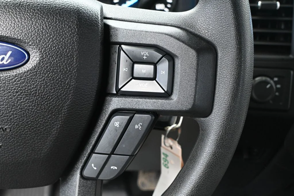 Used 2018 White Ford XL image 28