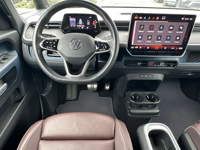 Certified Used 2025 Candy White Volkswagen Pro S image 30