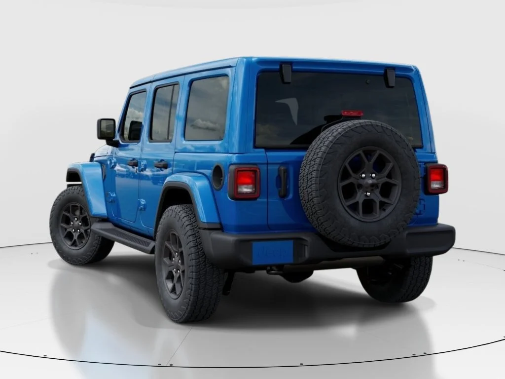 New 2026 Hydro Blue Pearl-Coat Paint Jeep California Edition image 3