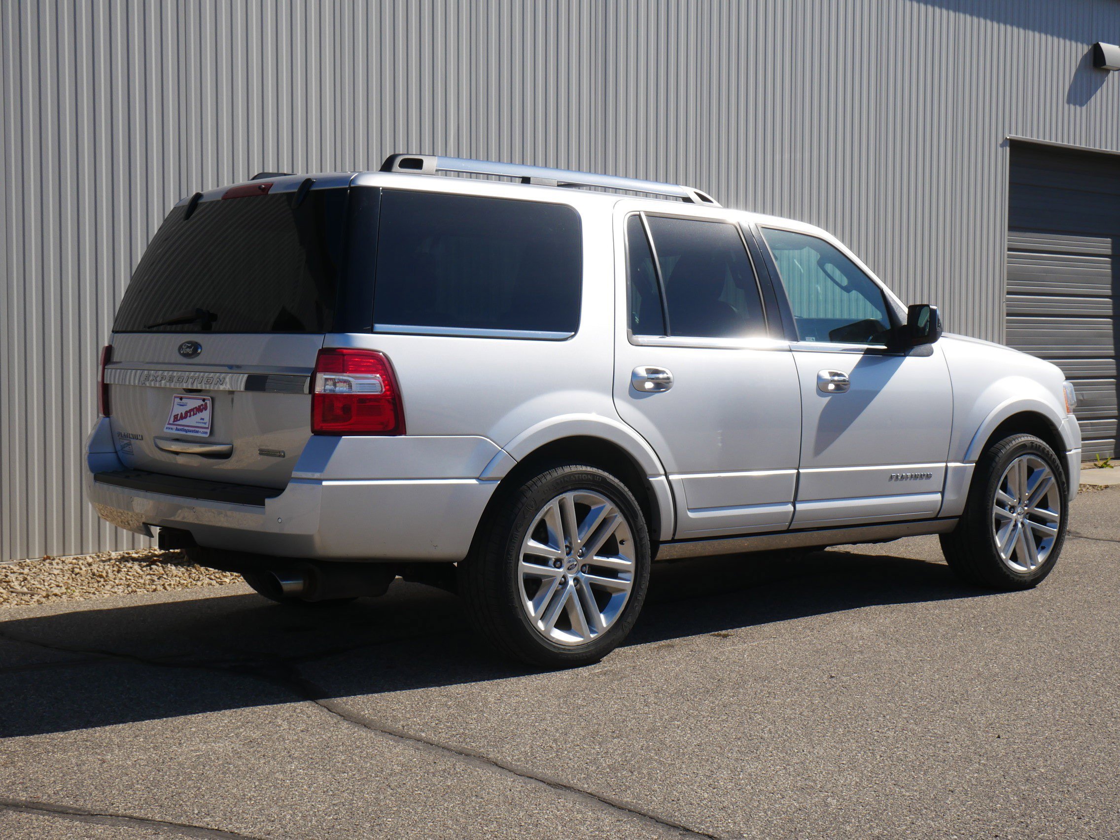 Used 2017 Silver Ford Platinum image 5