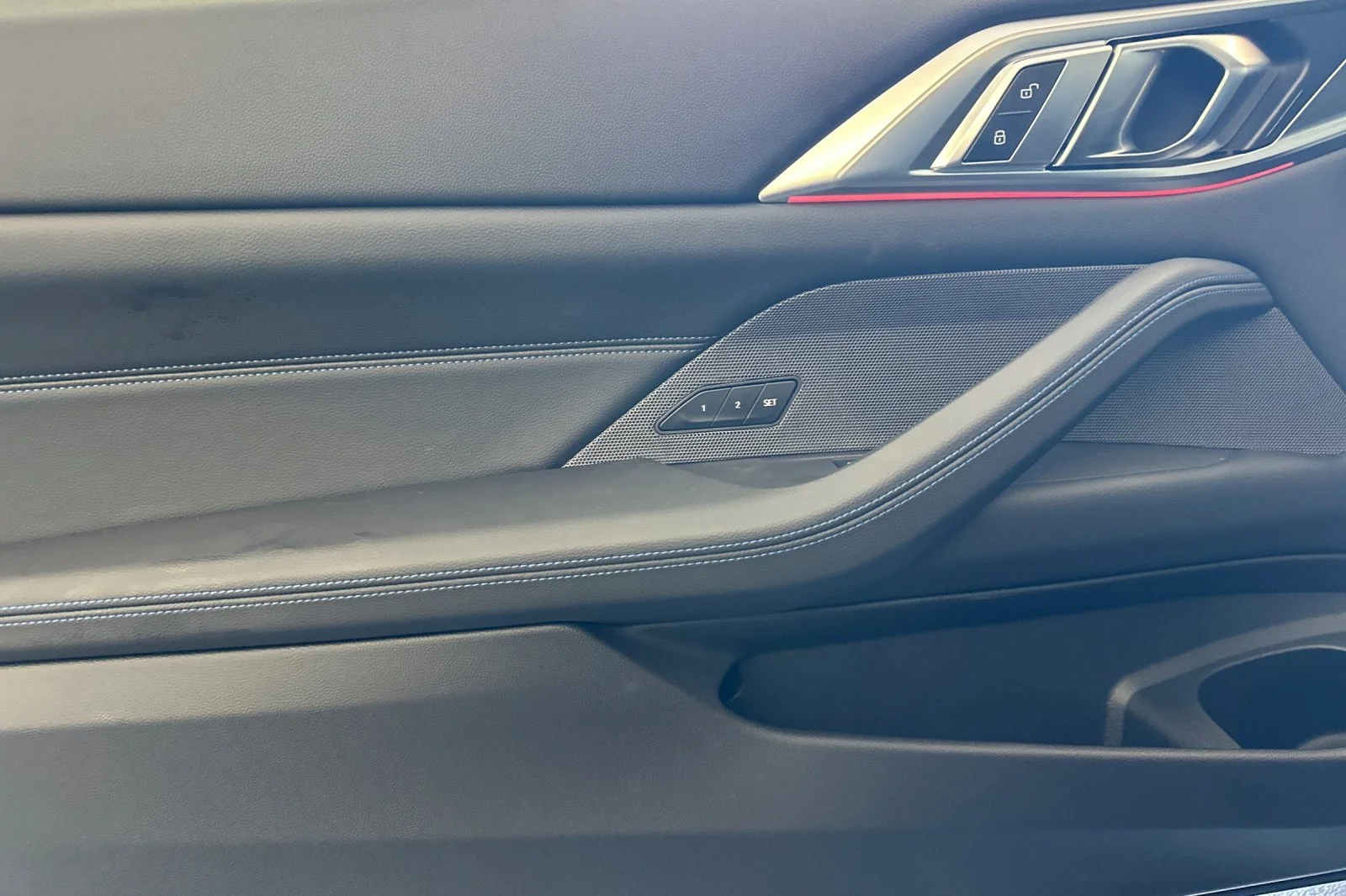 2026 BMW 4 Series M440i - Photo 10