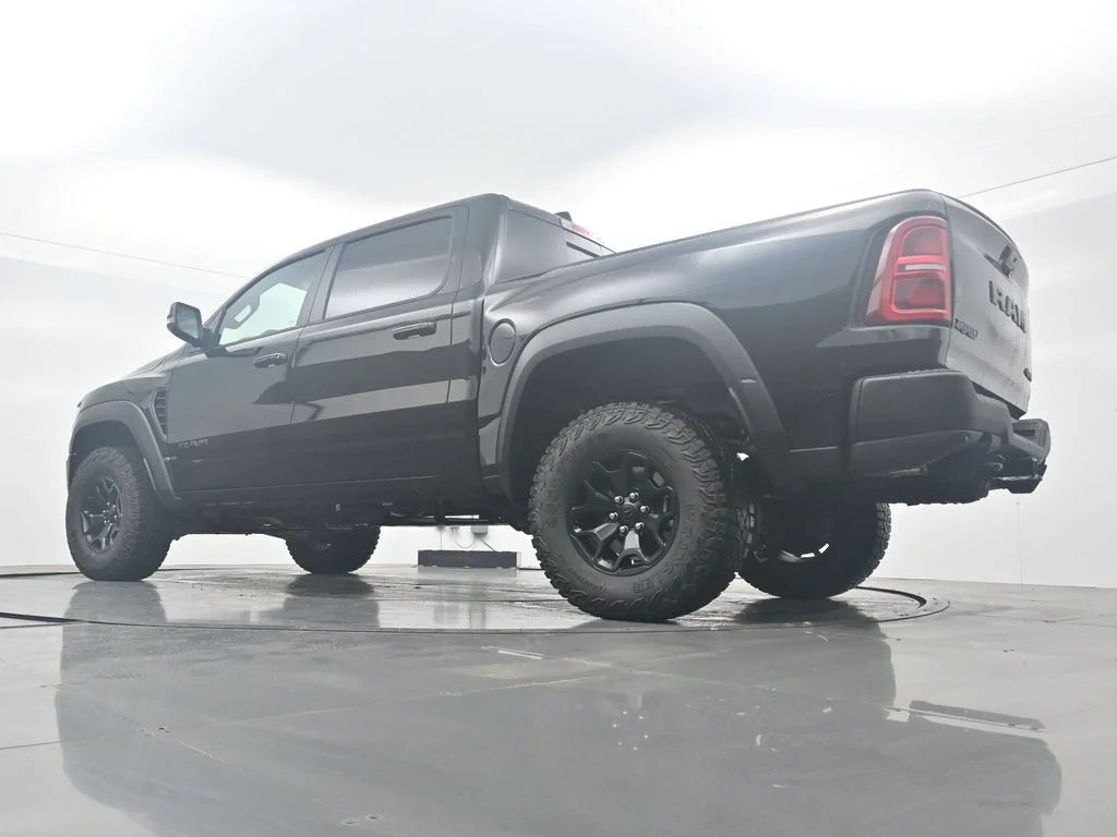 New 2026 Diamond Black Crystal Pearl-Coat Exterior Paint RAM RHO image 39
