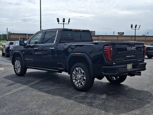 New 2026 Onyx Black GMC Denali Ultimate image 4