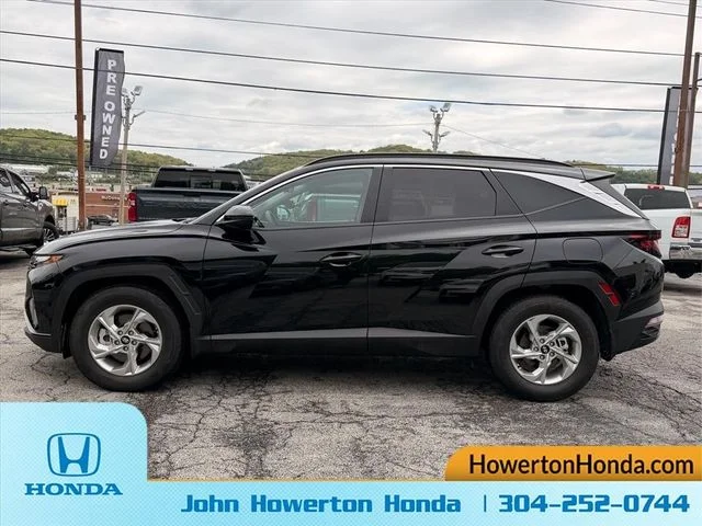 Used 2024 Black Hyundai SEL image 9