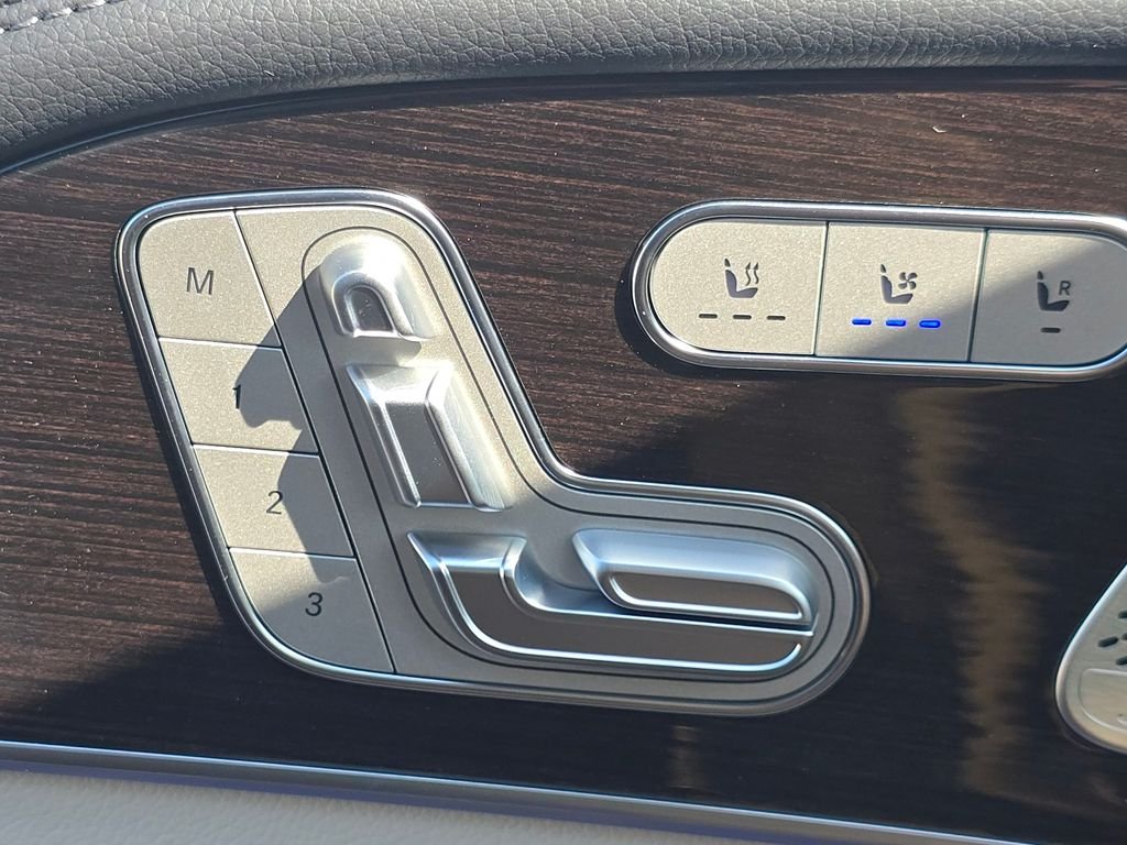 New 2026 Twilight Blue Metallic Mercedes-Benz GLE 53 AMG® image 6
