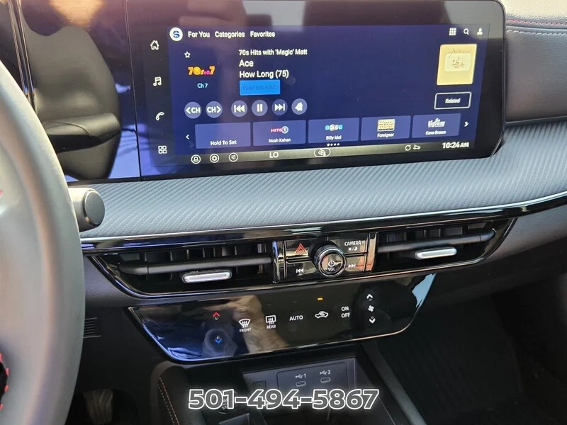 Used 2026 Aspen White NISSAN SR image 17