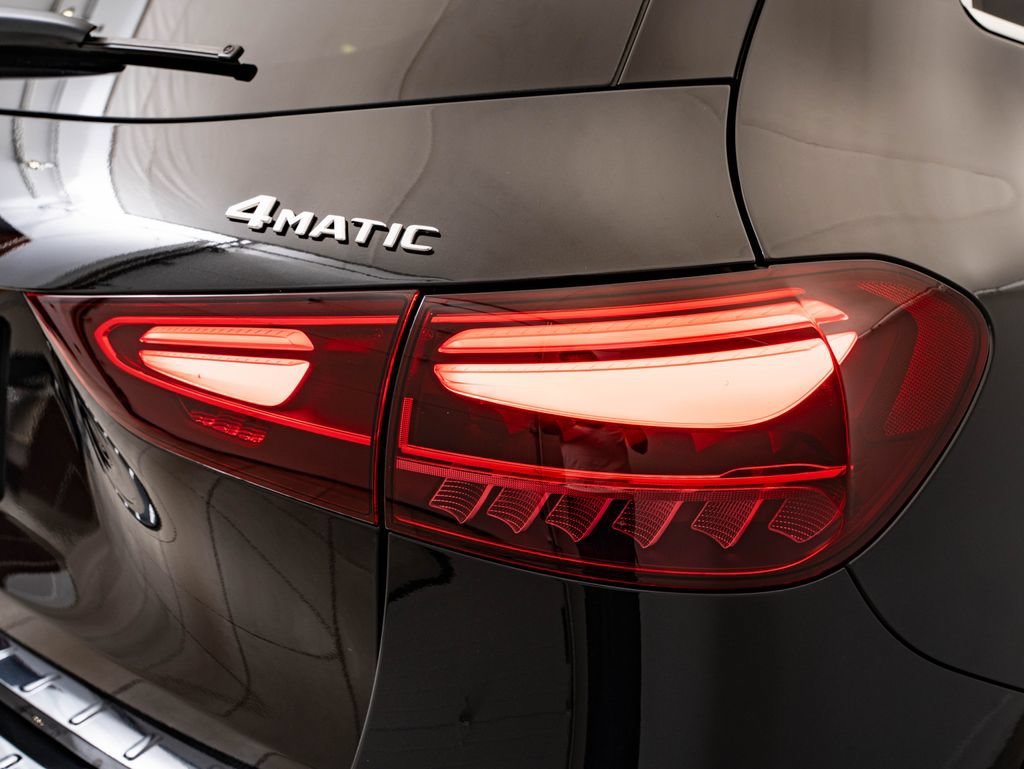 New 2026 Cosmos Black Metallic Mercedes-Benz GLA 250 image 9