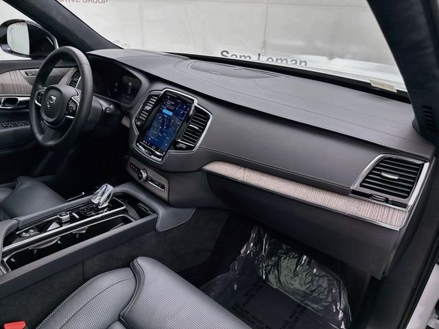 Used 2023 Crystal White Metallic Volvo Ultimate image 31