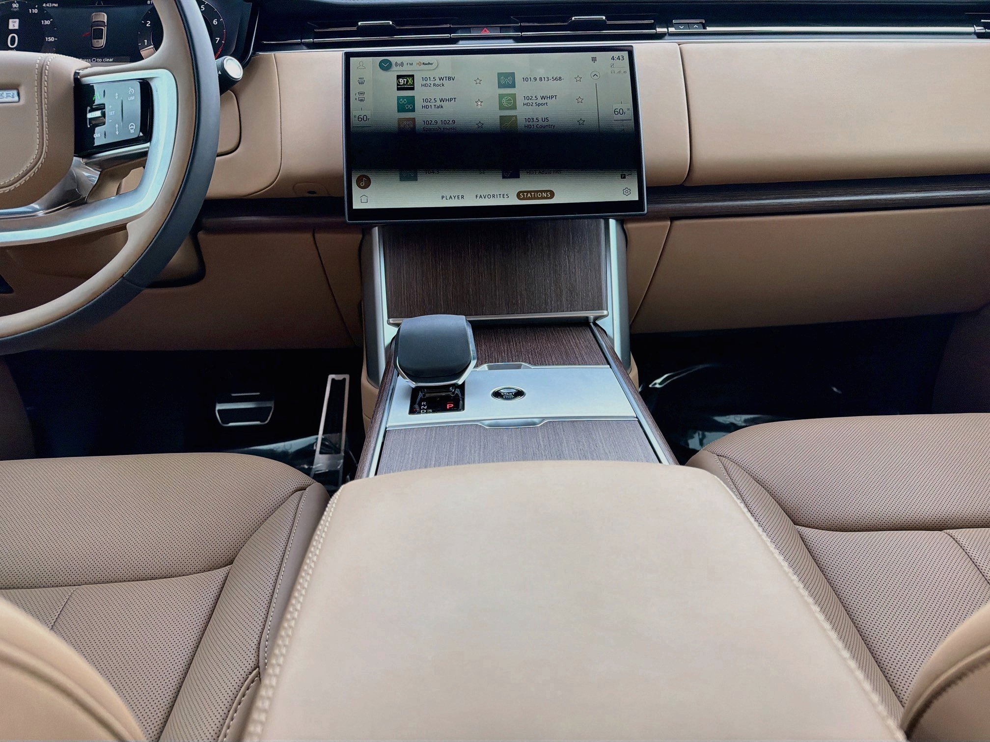 New 2026 Fuji White Land Rover SE image 20