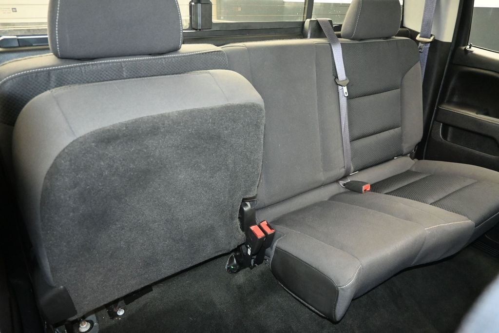 Used 2017 Gray Chevrolet LT image 25