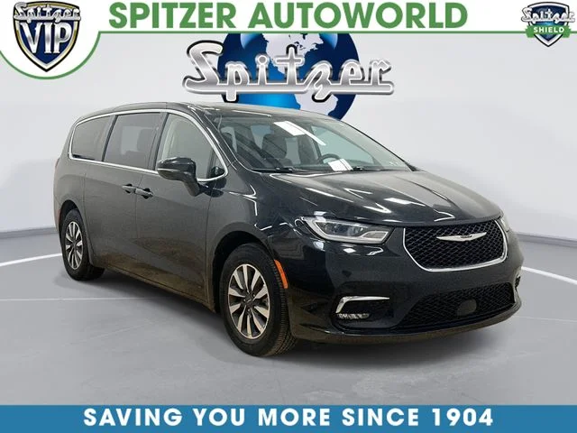 2024 Chrysler Pacifica Hybrid Select