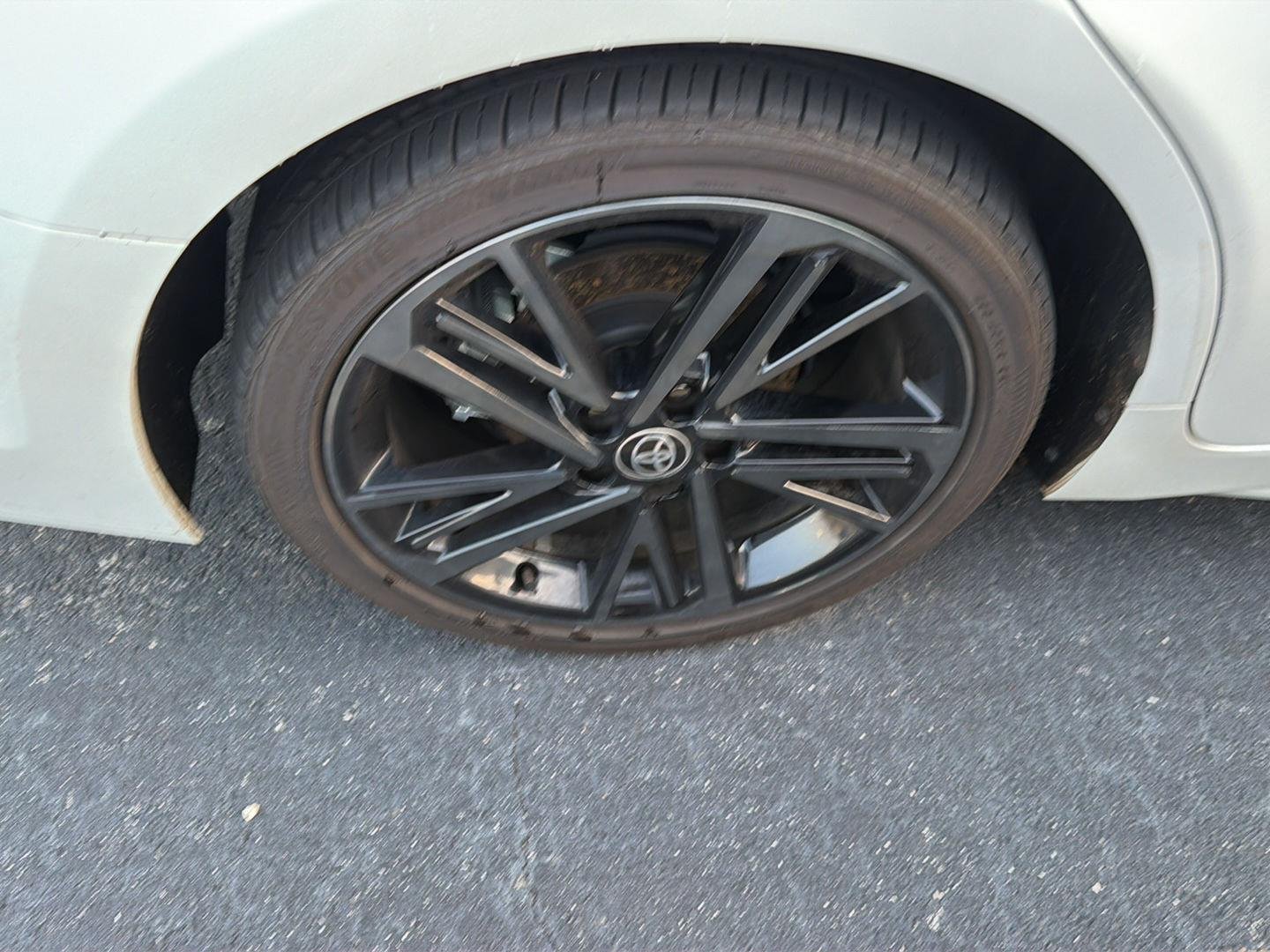 Used 2026 Wind Chill Pearl Toyota XSE image 5