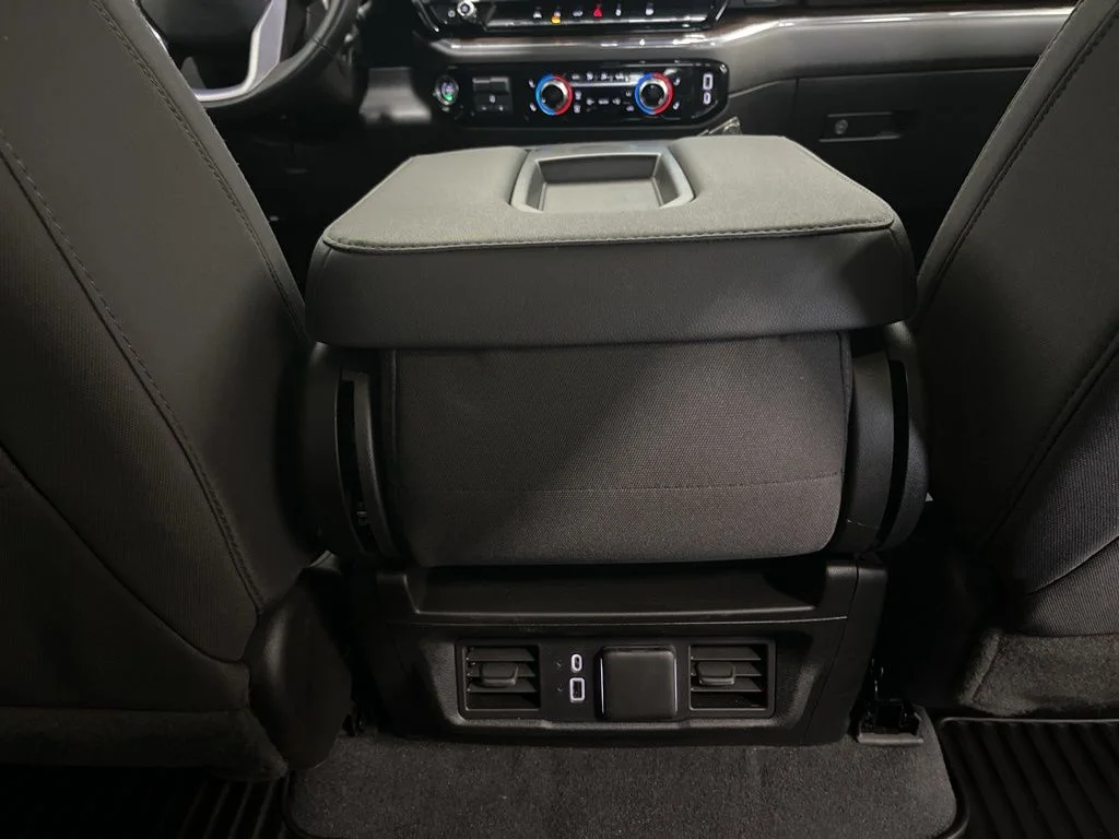 Used 2023 Silver GMC Elevation image 16
