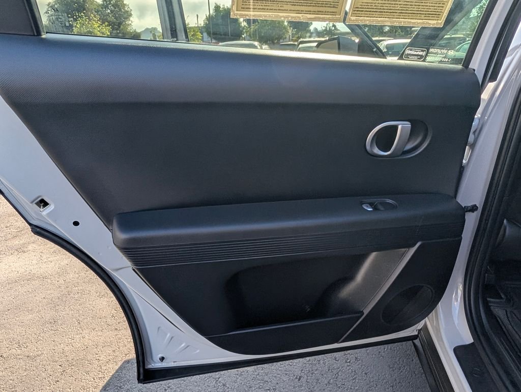 2024 Hyundai IONIQ 5 SEL - Photo 16