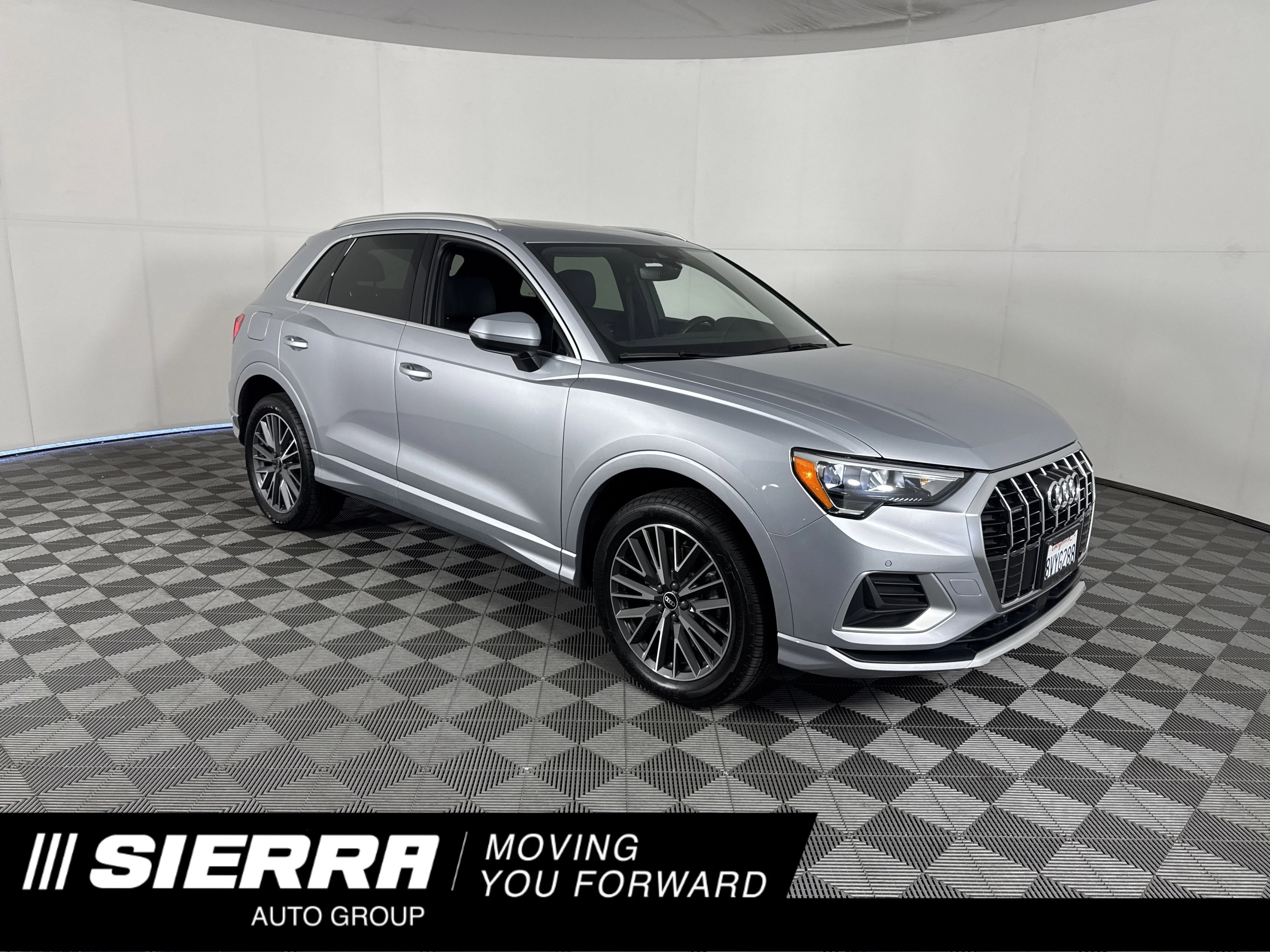 2021 Audi Q3 40 TFSI Premium quattro's photo