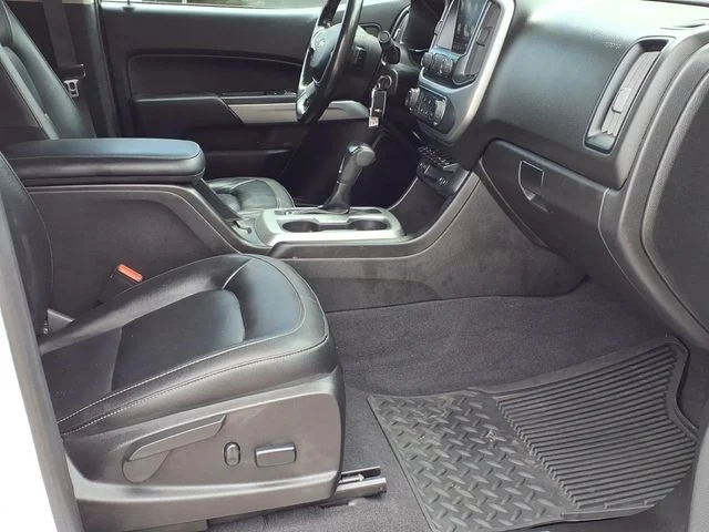 Used 2019 White Chevrolet ZR2 image 26