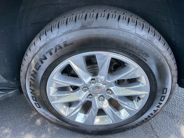 Used 2023 Sterling Gray Metallic Chevrolet Premier image 20