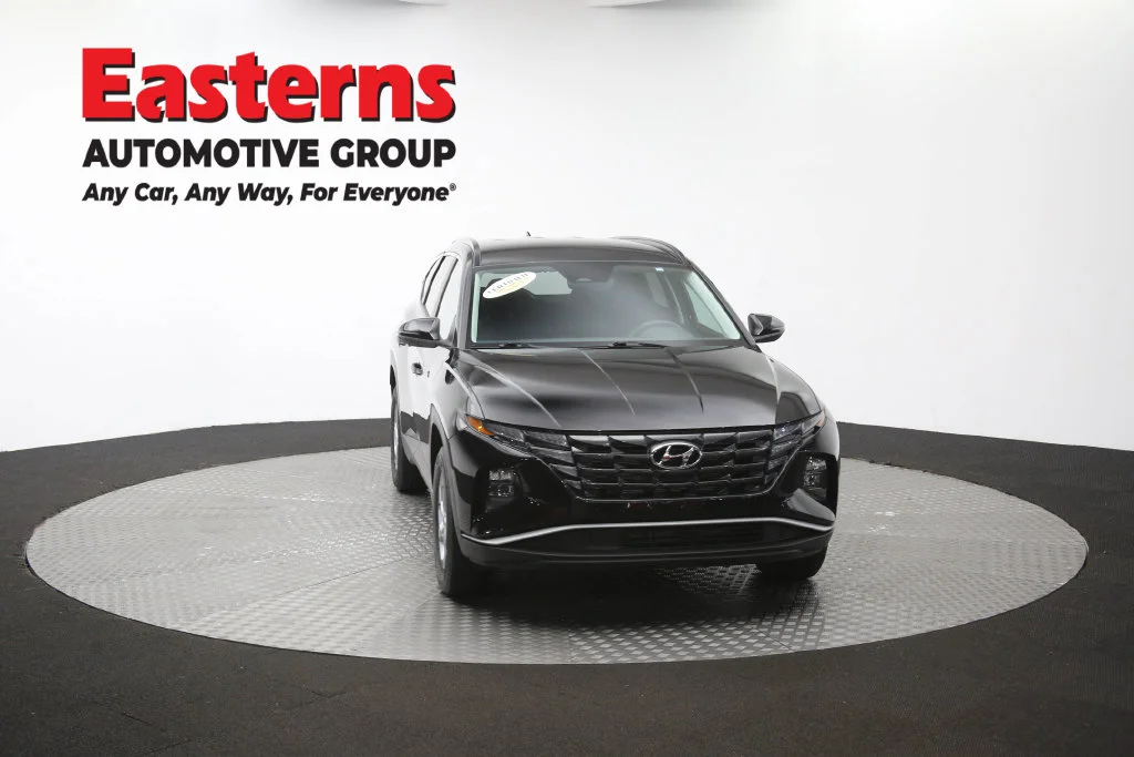 Used 2023 Black Hyundai SEL image 53