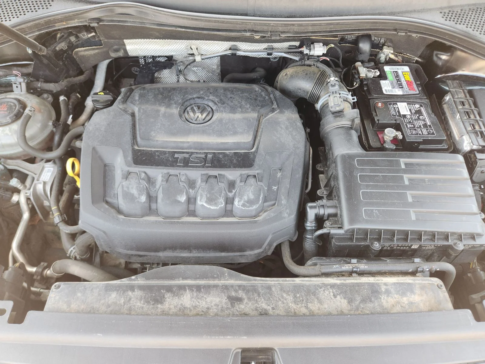 Used 2018 Green Volkswagen 2.0T SE image 31