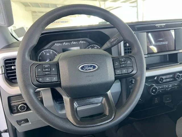 New 2026 Oxford White Ford F-250® XL image 39