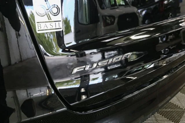 Used 2020 Black Ford S image 9