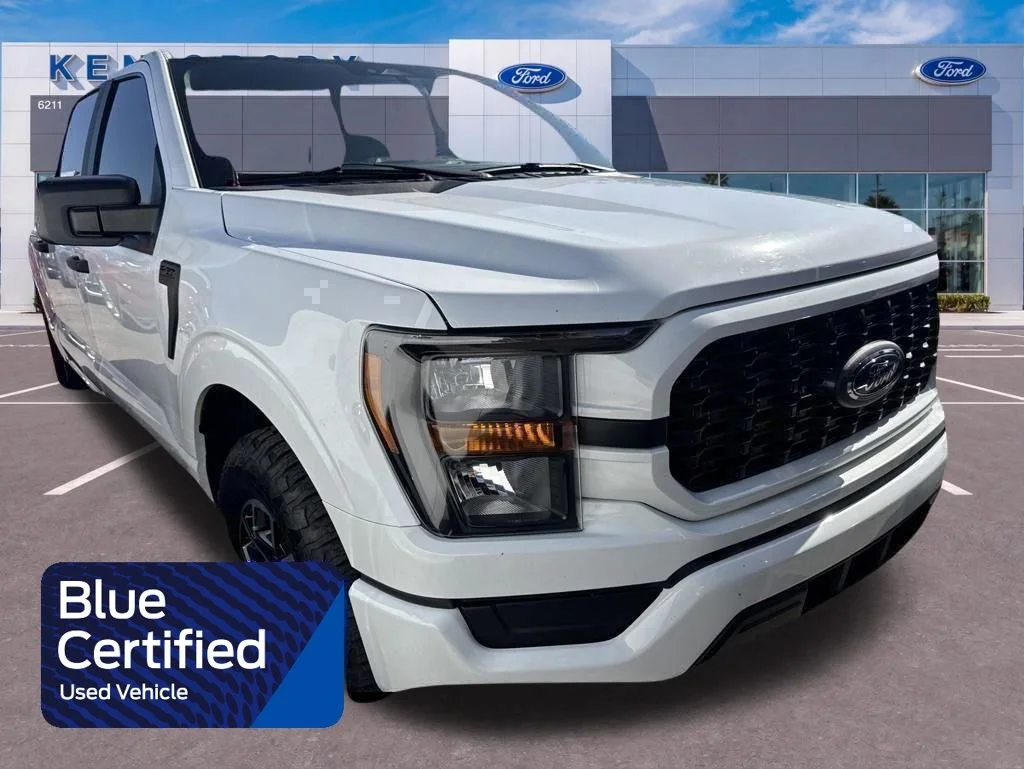2023 Ford F-150 XL SuperCrew 5-1/2 Box's photo