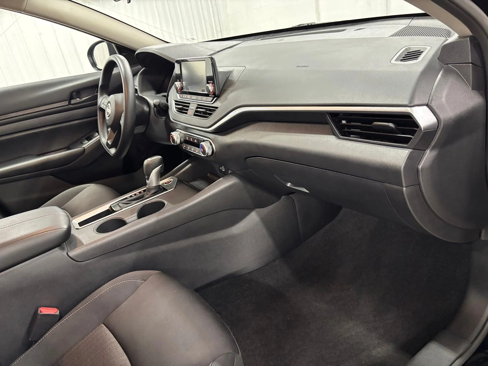 Used 2024 Black Nissan 2.5 S image 16