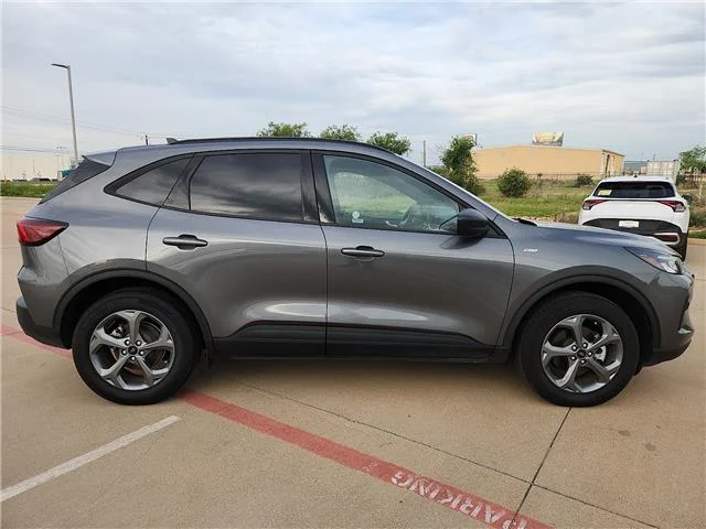 Used 2025 Carbonized Gray Metallic Ford ST-Line All-Wheel Drive image 5