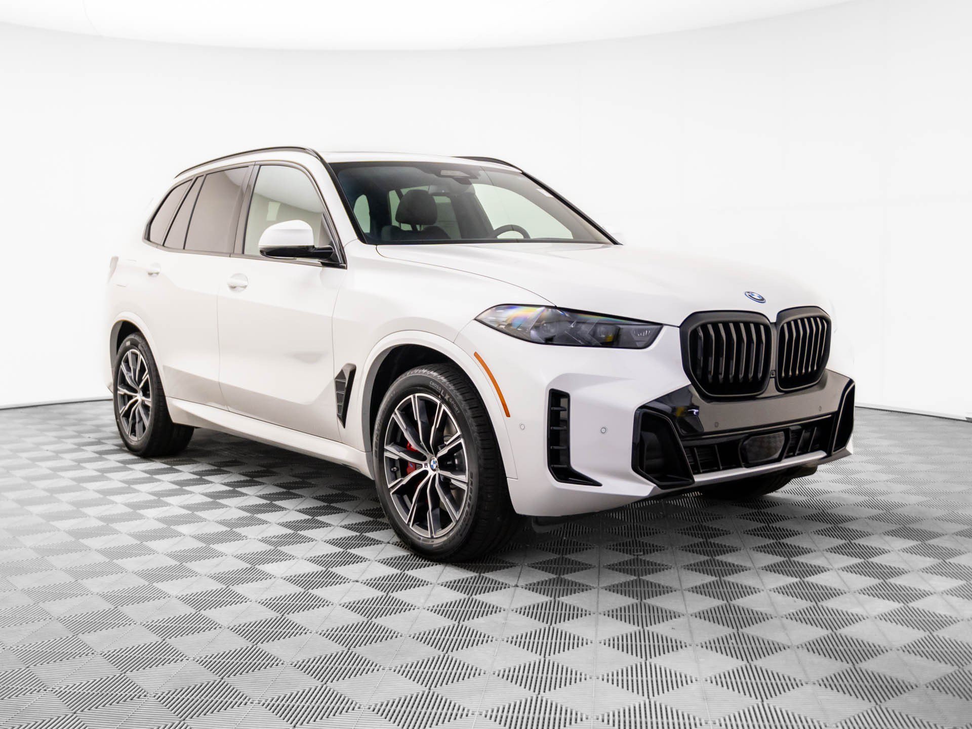 Certified Used 2026 Mineral White Metallic BMW xDrive50e image 8
