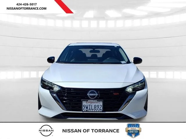 Certified Used 2025 White Nissan SR image 2