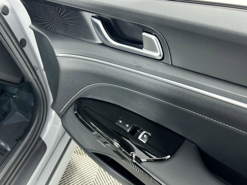 New 2026 Wolf Gray Kia GT-Line FWD image 32