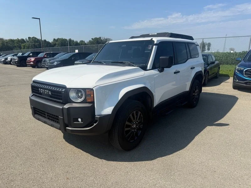 Used 2025 White Toyota 1958 image 2