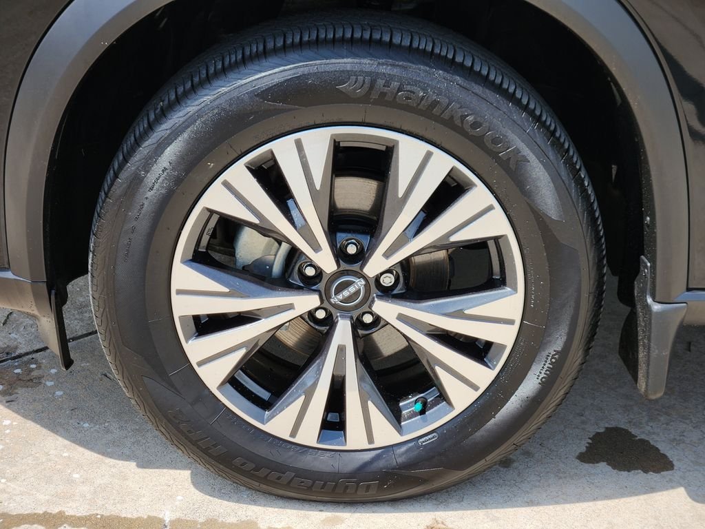 Used 2023 Black Nissan SV image 13