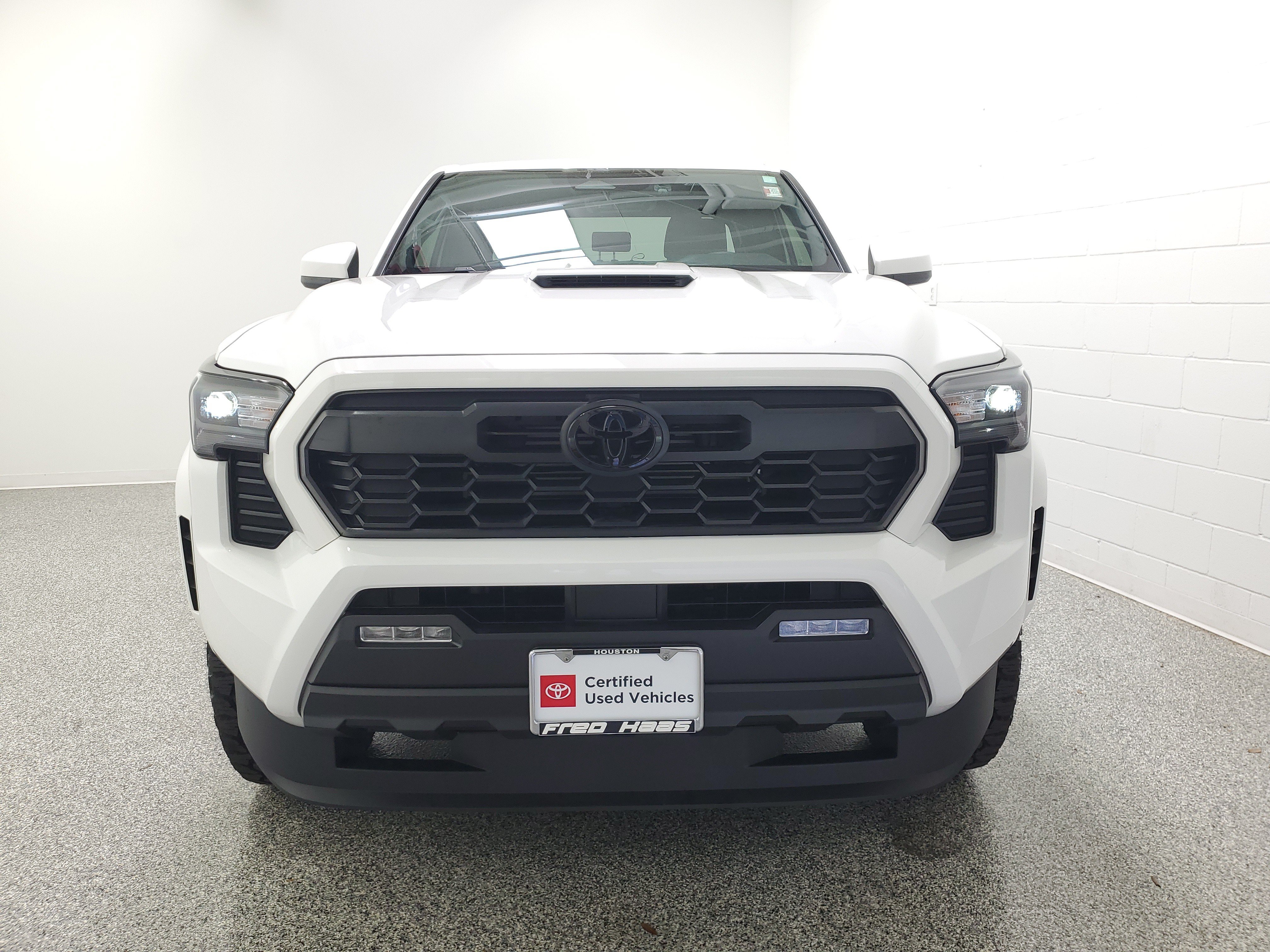Used 2025 White Toyota TRD Sport image 3