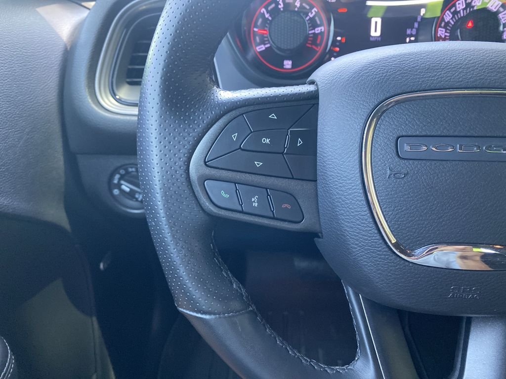 Used 2023 Sublime Metallic Clearcoat Dodge SXT image 26