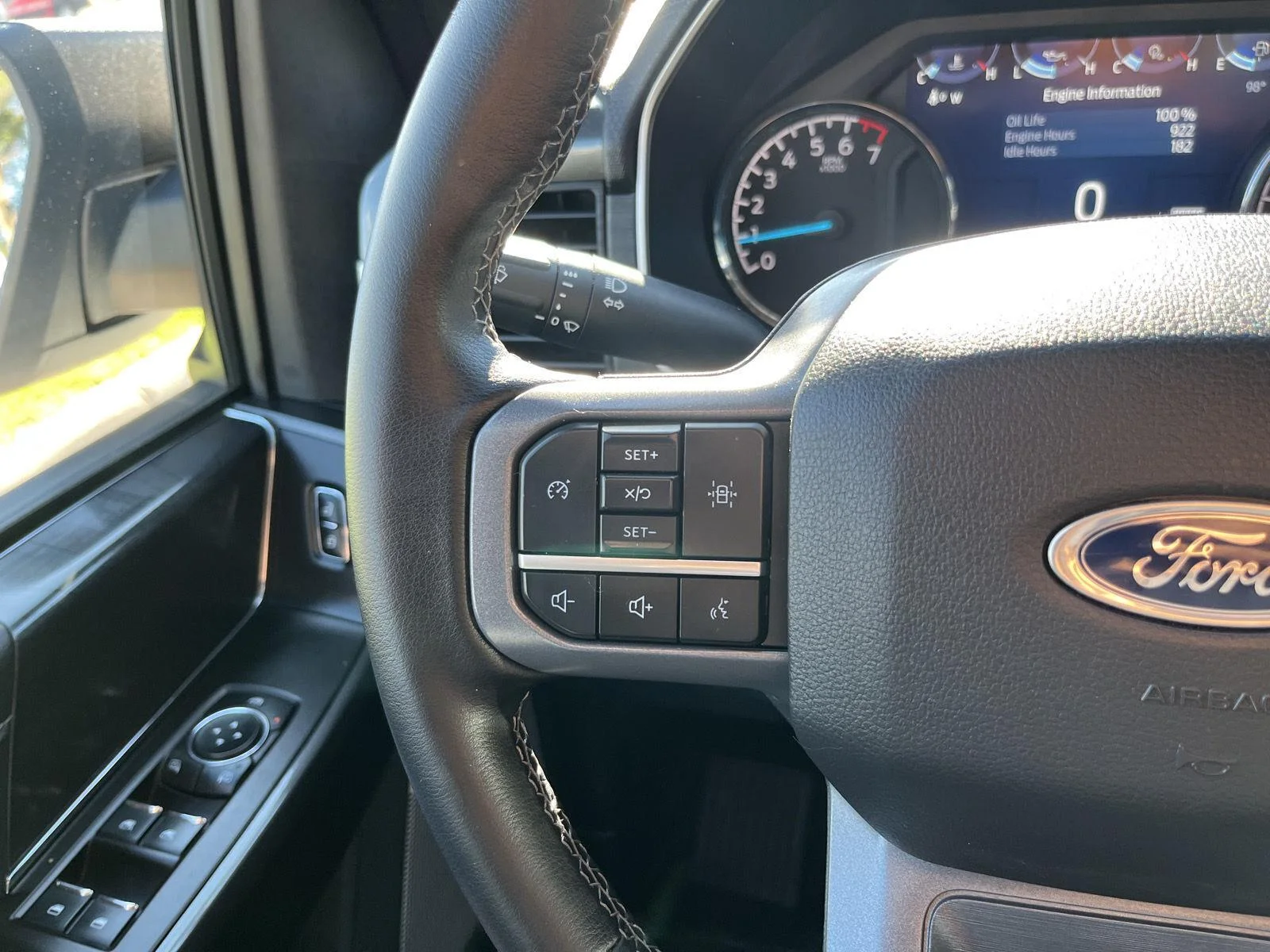 Certified Used 2023 Oxford White Ford XLT image 18