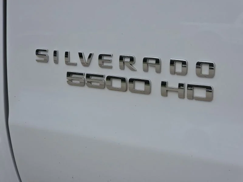 Used 2024 Summit White Chevrolet Work Truck image 12