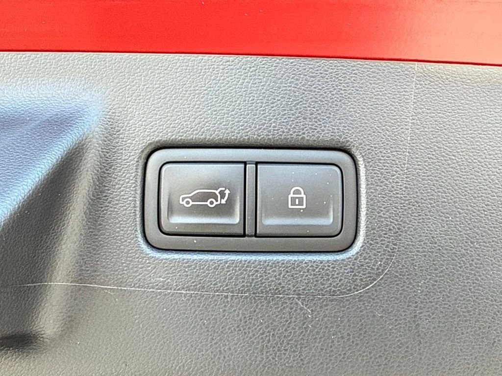 Used 2025 Red Hyundai XRT image 17