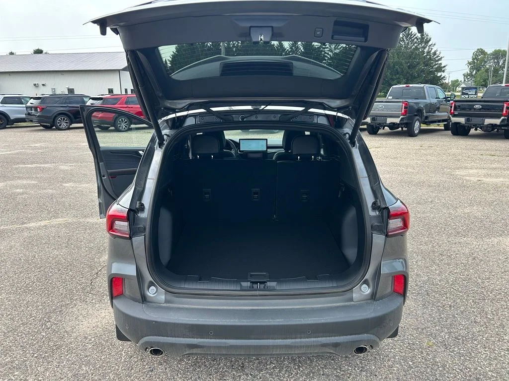 2026 Ford Escape ST-Line - Photo 21