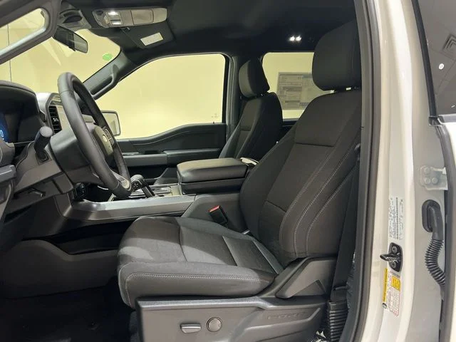New 2026 White Ford XLT image 16