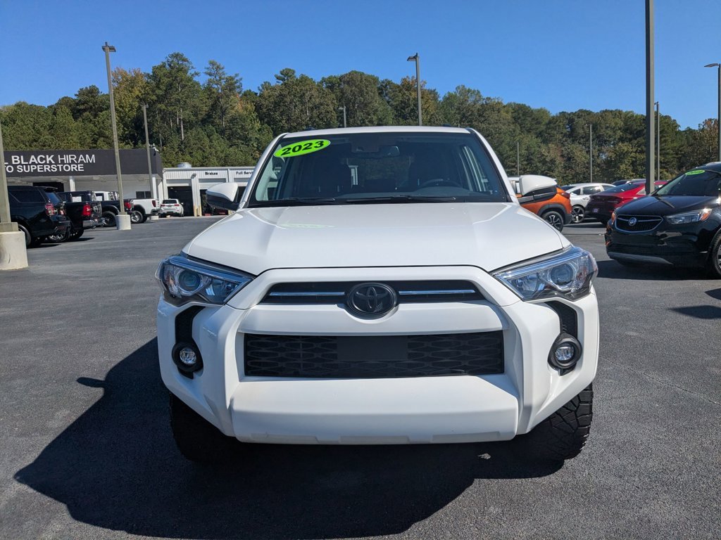 2023 Toyota 4Runner SR5 photo 2