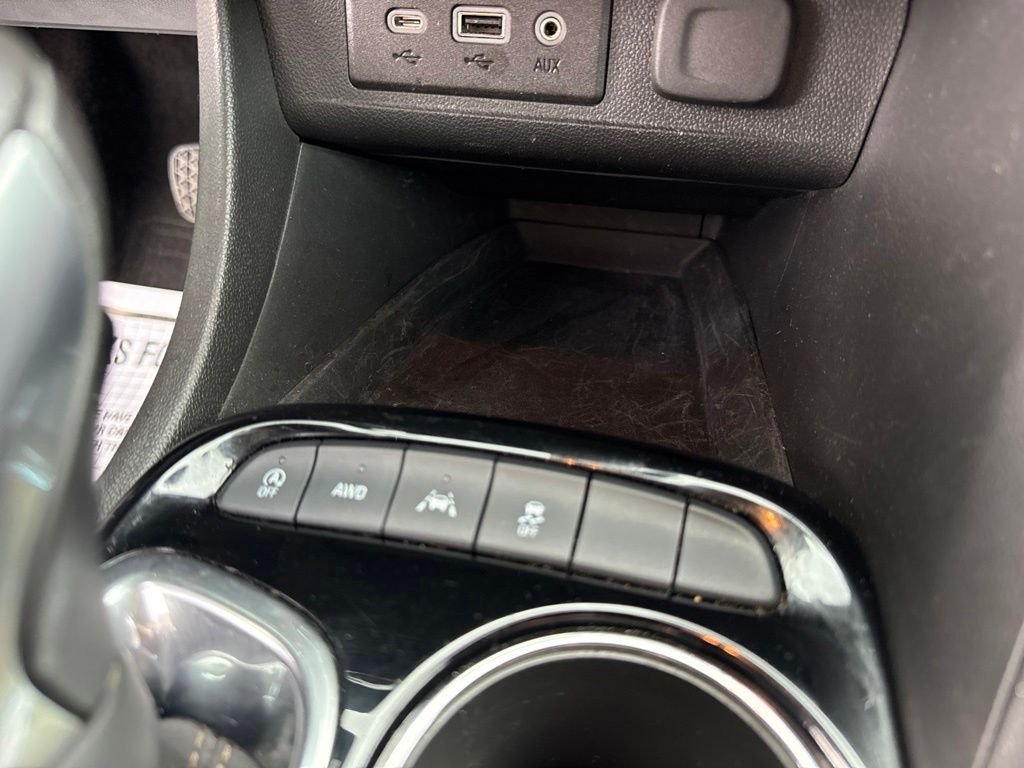 Used 2023 White Buick Preferred image 32