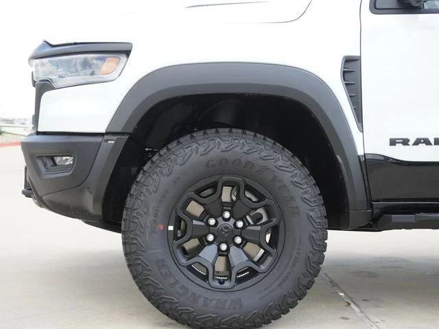 New 2026 Bright White Clear-Coat Exterior Paint RAM RHO image 5