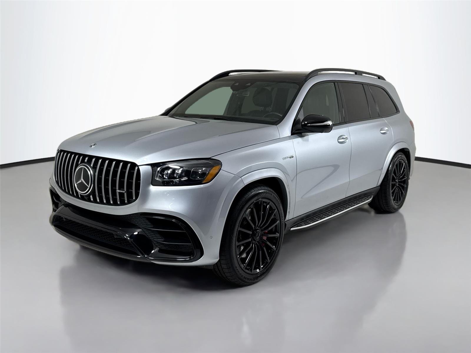Used 2023 Cirrus Silver Metallic Mercedes-Benz AMG® GLS 63 | AMG® Performance Steering Wheel | Heated/Cooled Seats image 10