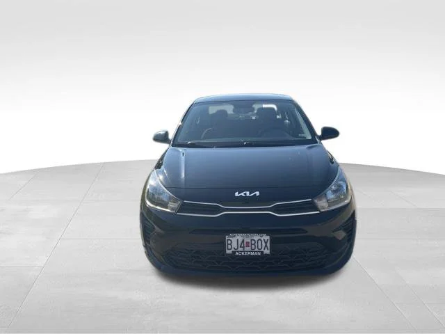 Used 2022 Black Kia S image 8