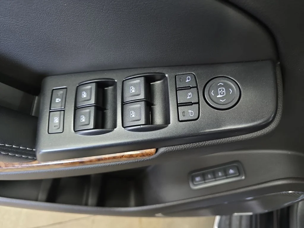 Used 2017 Black Chevrolet Premier image 30