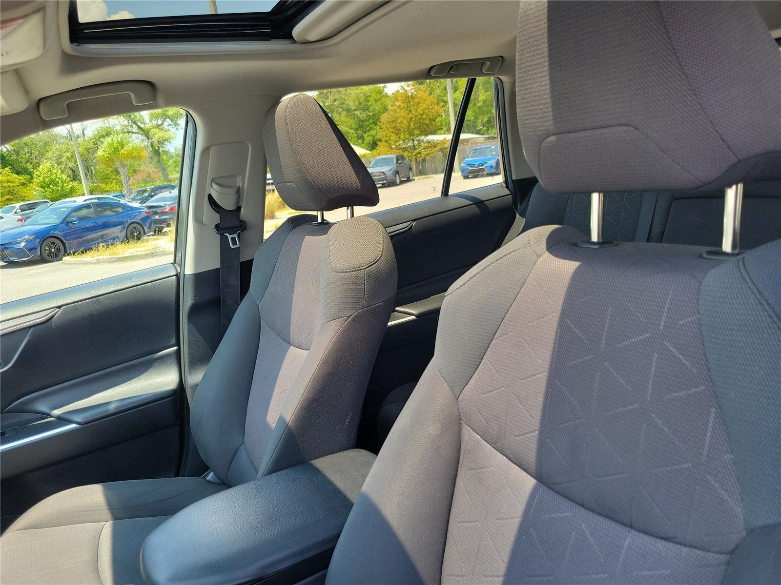 Used 2019 Magnetic Gray Metallic Toyota XLE image 20