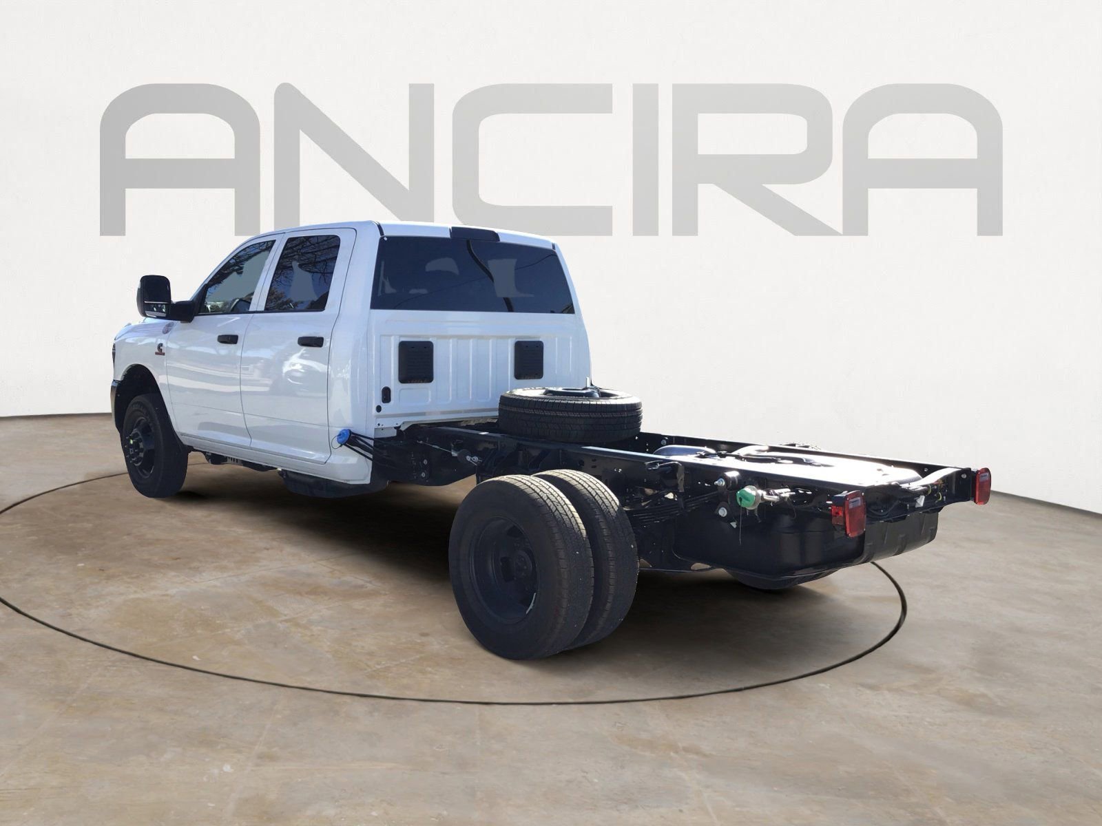 New 2026 Bright White Clearcoat RAM Tradesman image 8