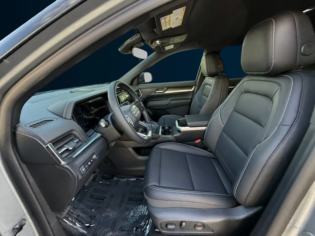 Used 2026 Silver GMC Elevation image 10